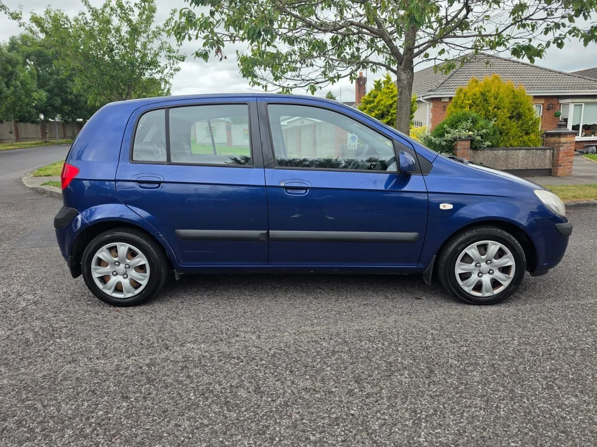 Car - Image 5