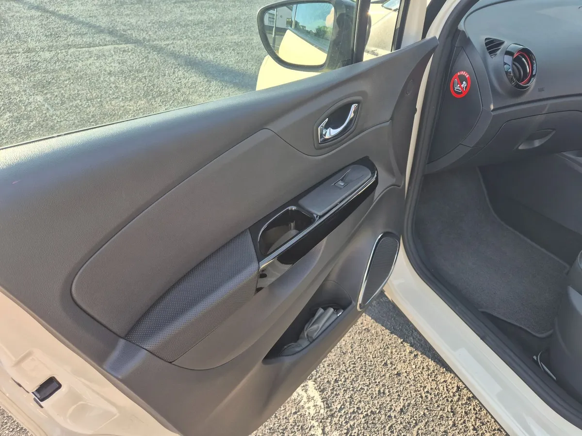 Renault Captur 2017 - Image 6