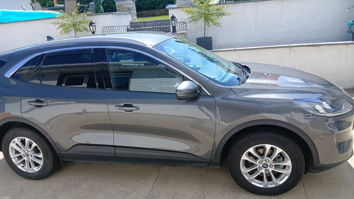 Ford Kuga - Image 2