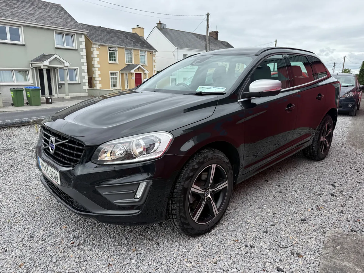 Volvo XC60 2017 R Design LOW KM - Image 3