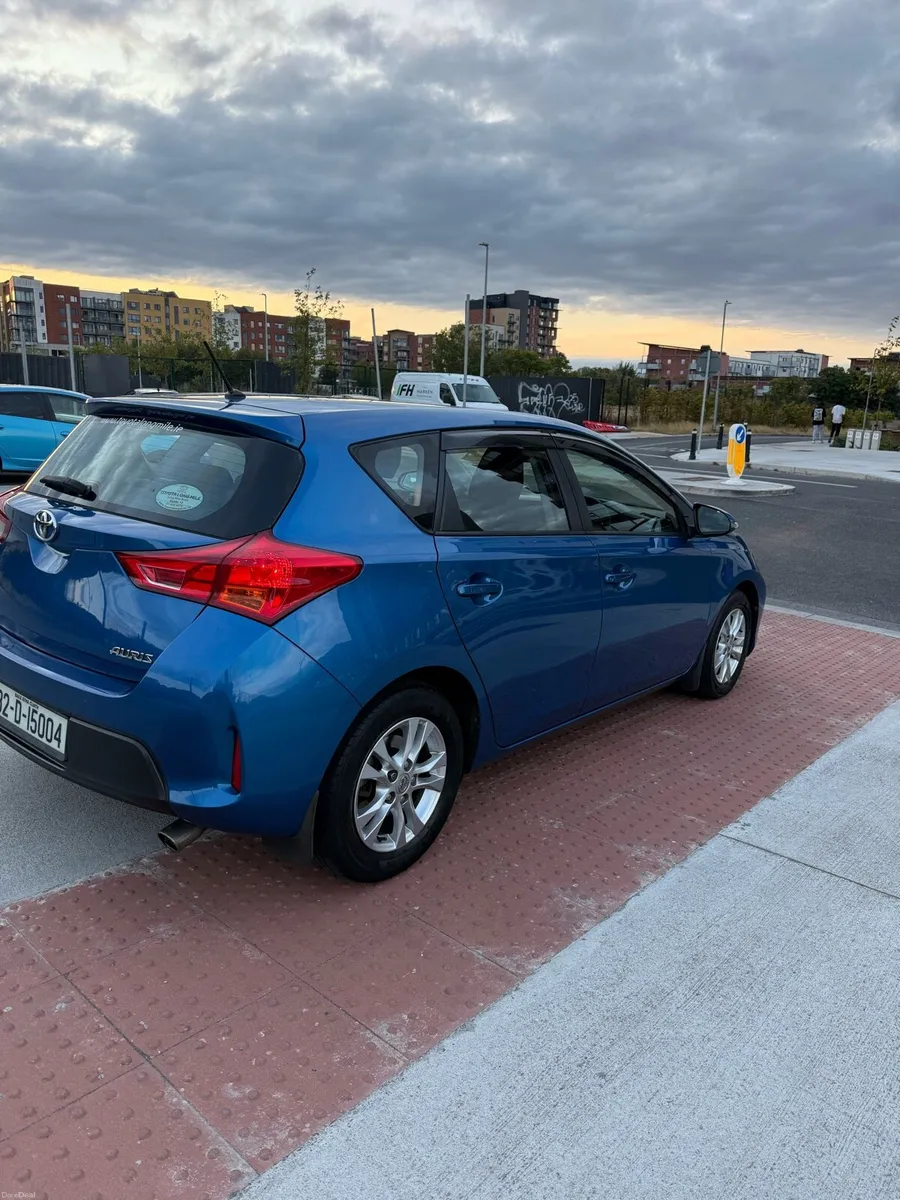 Toyota Auris 1.33 patrol 2013  Low mileage - Image 2