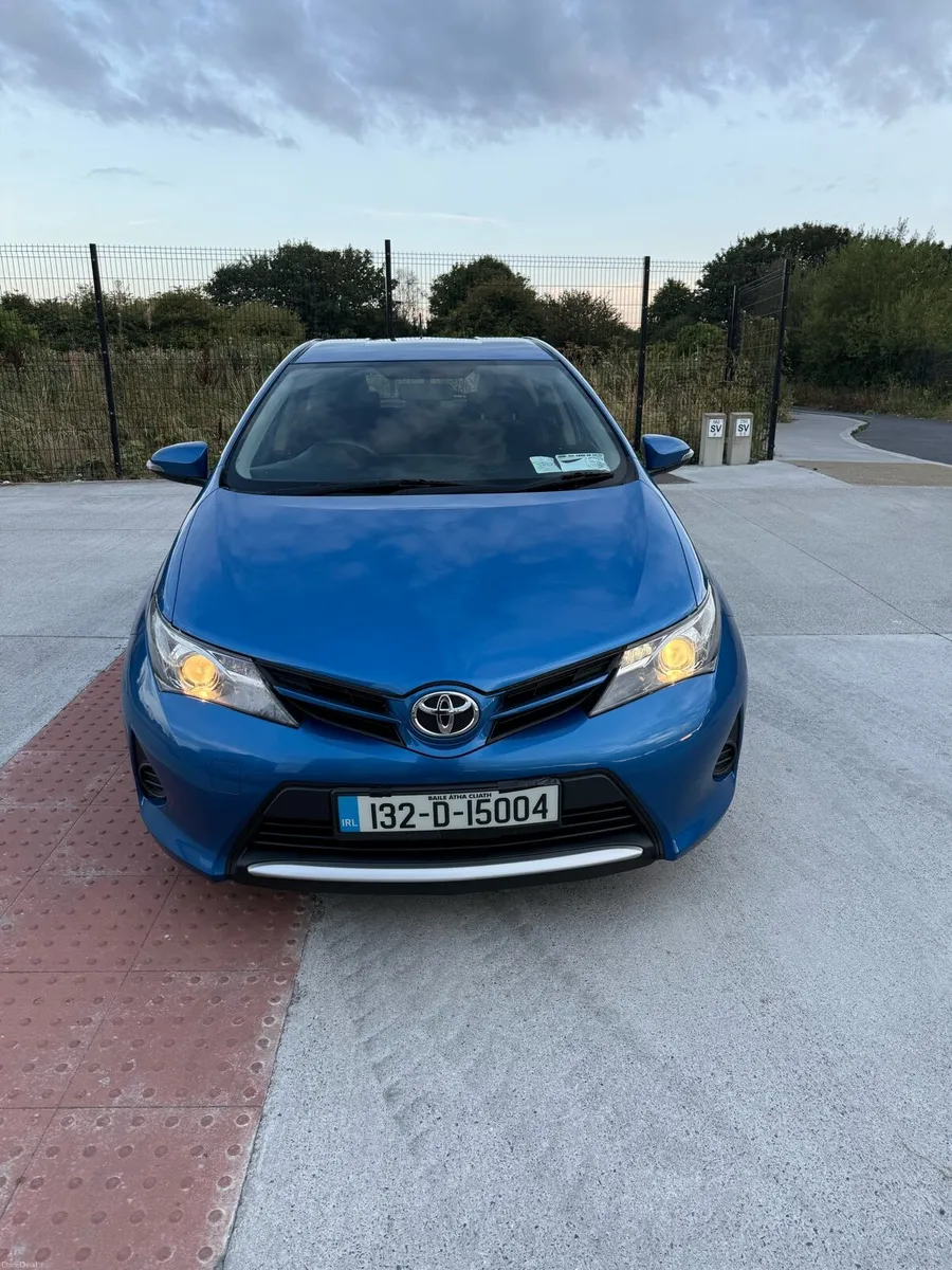 Toyota Auris 1.33 patrol 2013  Low mileage - Image 5