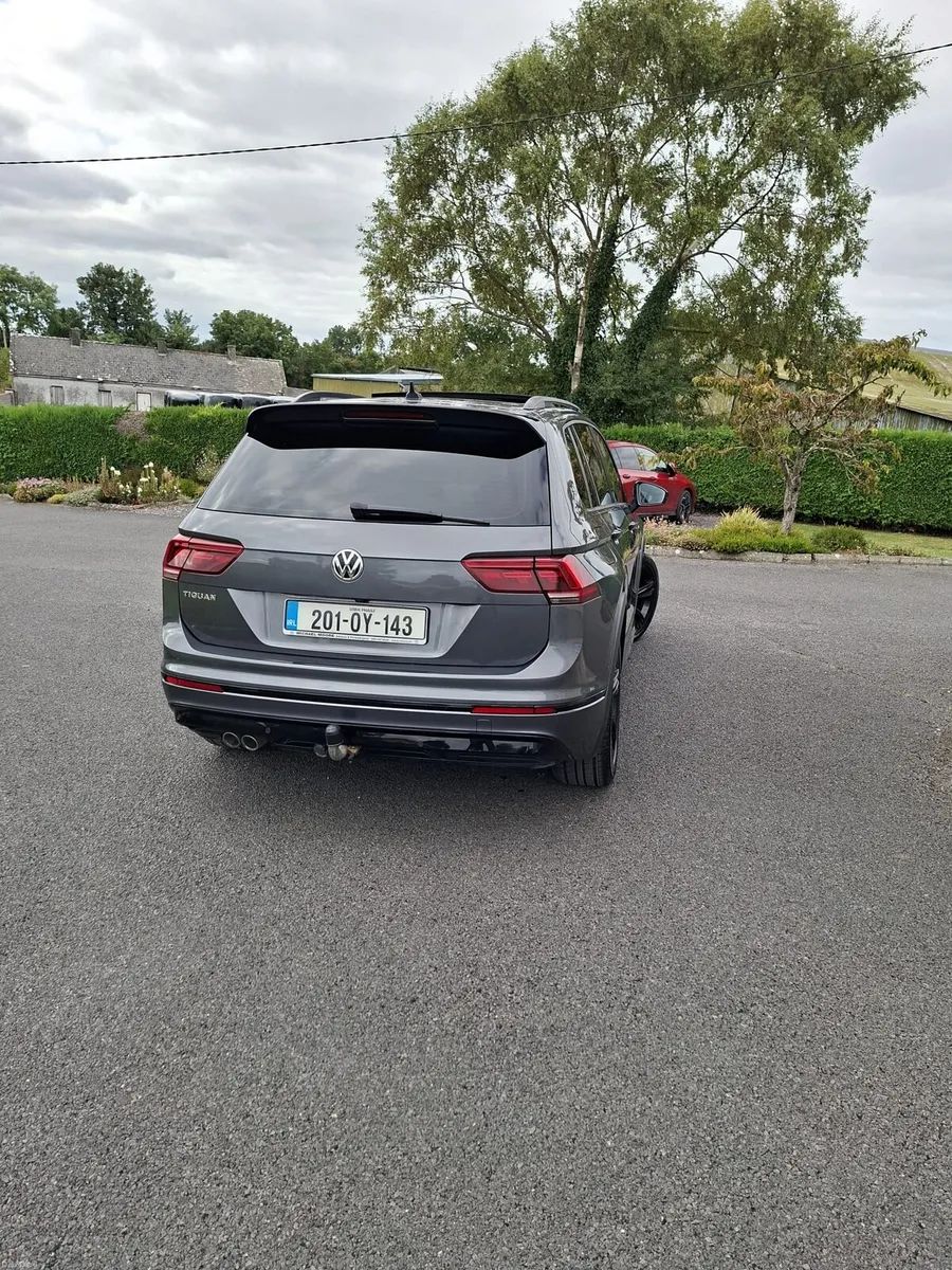 VW Tiguan R line - Image 2