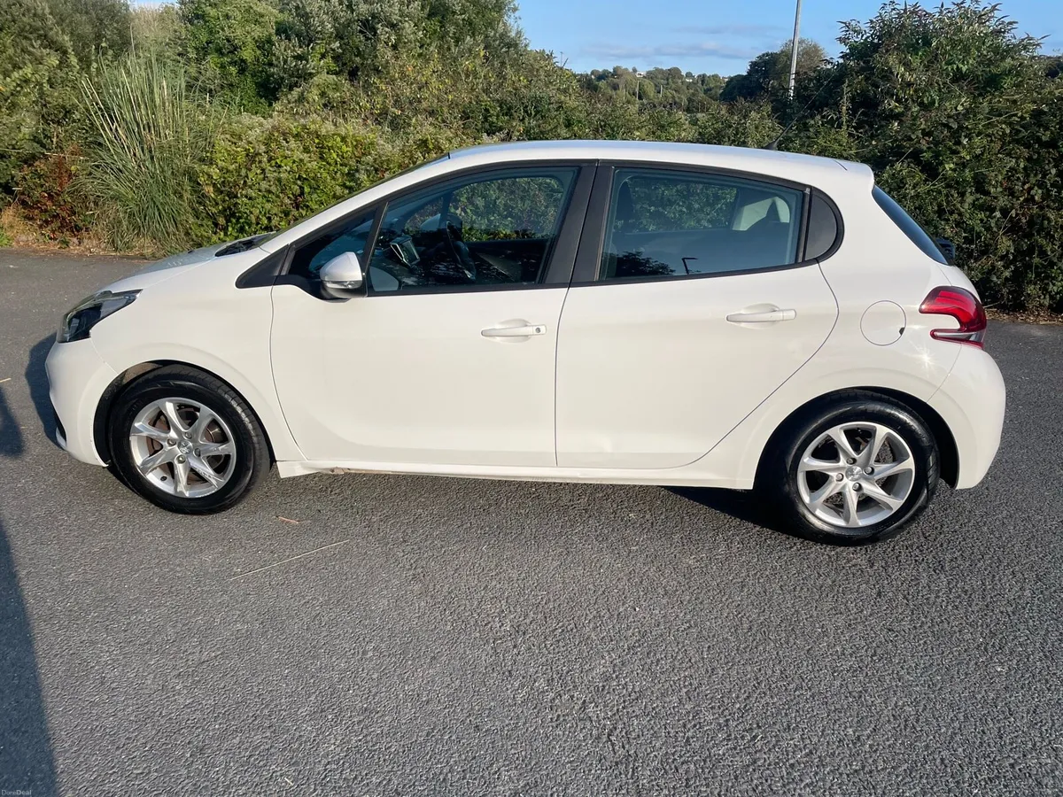 Peugeot 208 Active 1.2  5dr  / long NCT - Image 4