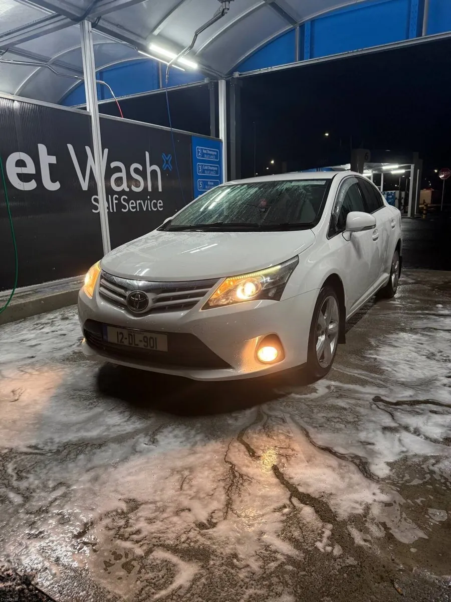 Toyota Avensis Luna - Image 2