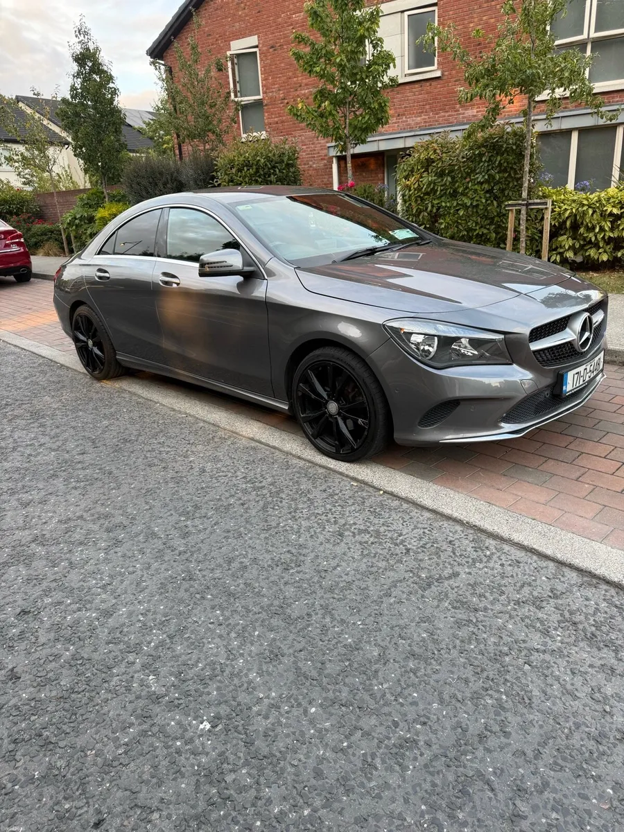 Mercedes Benz CLA 200 D sport - Image 1
