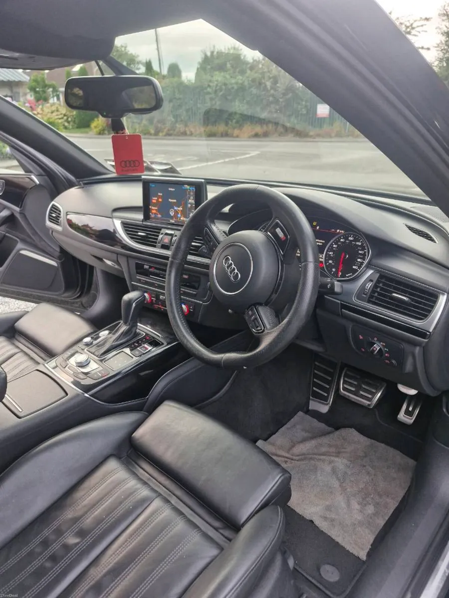 Car - Image 6
