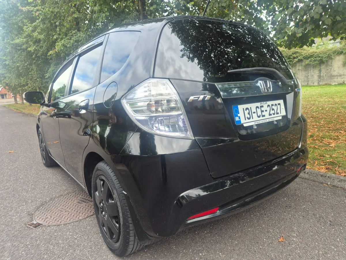 Honda Fit Hybrid Automatic (low milage) - Image 3