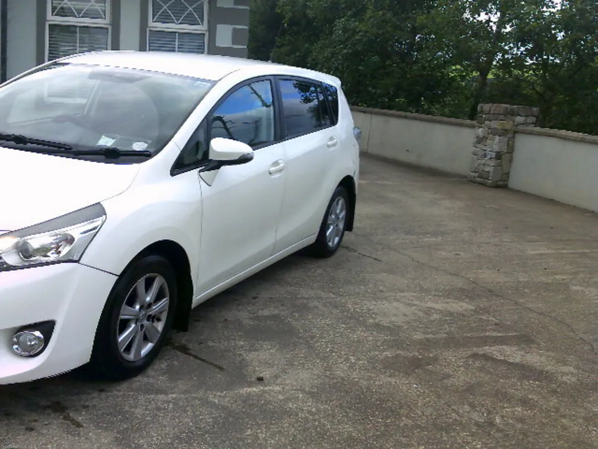 Toyota Verso 2015 - Image 3