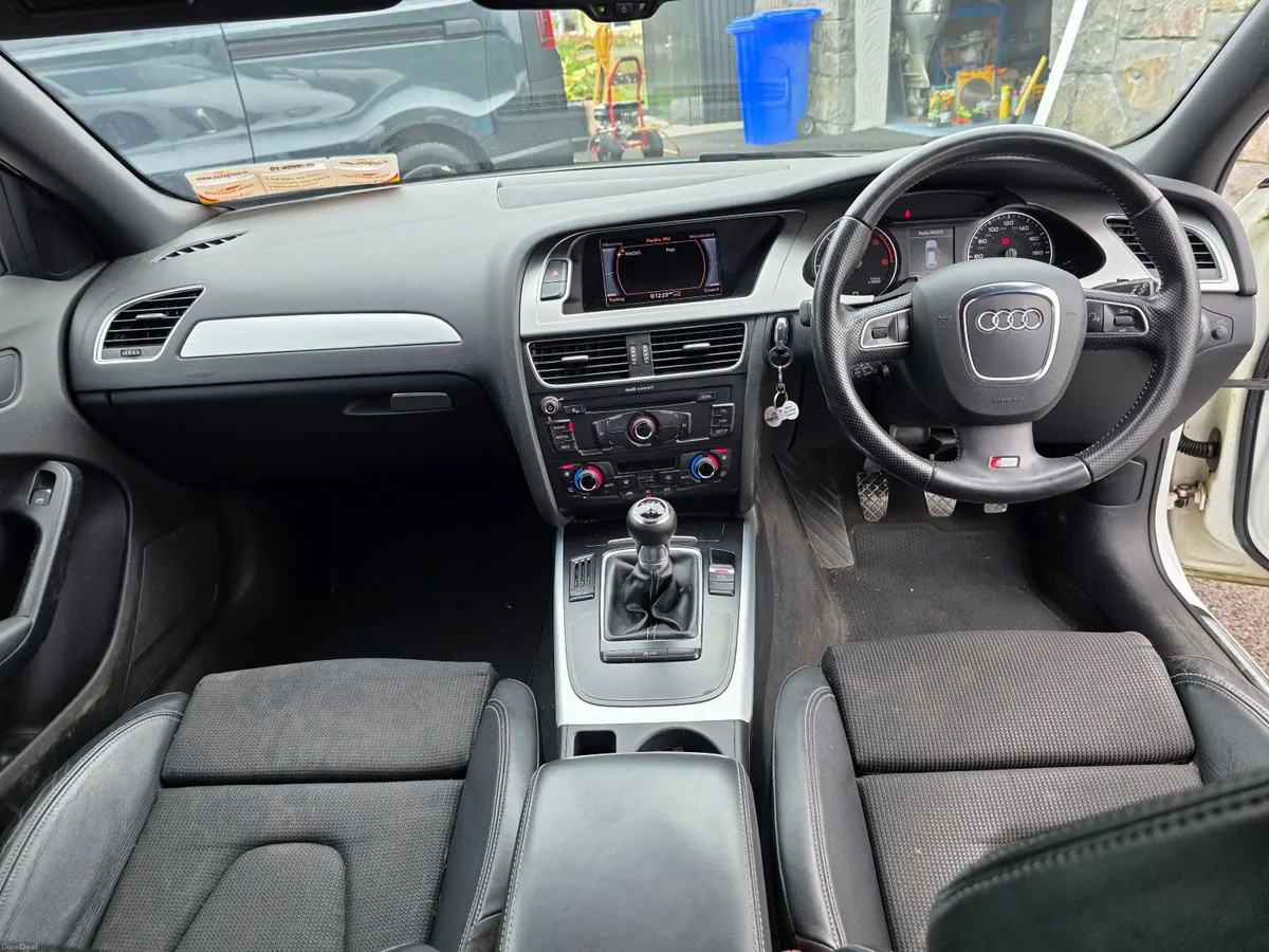 Audi A4 2011 - Image 6