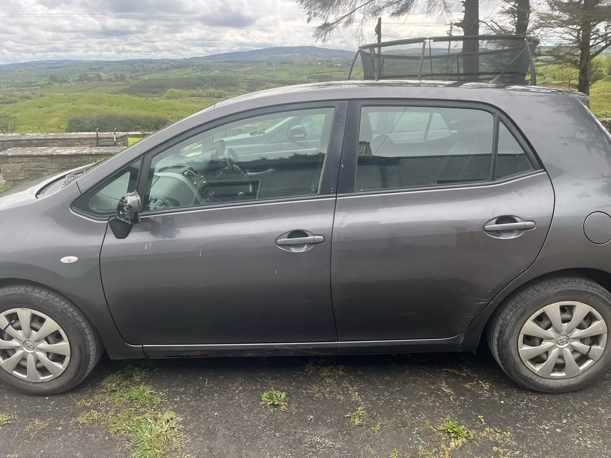 Toyota Auris - Image 4