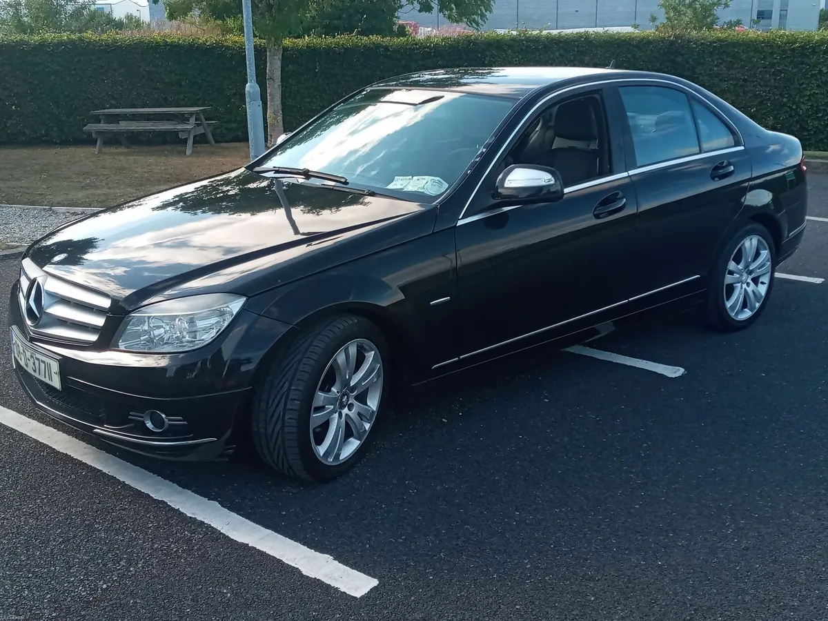 Mercedes-Benz C-Class 2008 - Image 1