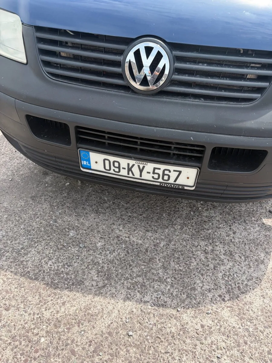 VW Carevell - Image 1