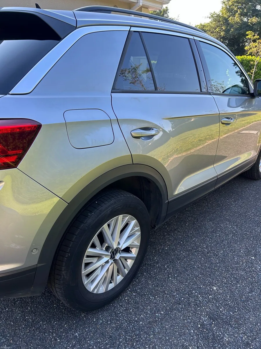 Volkswagen T-Roc - Image 5