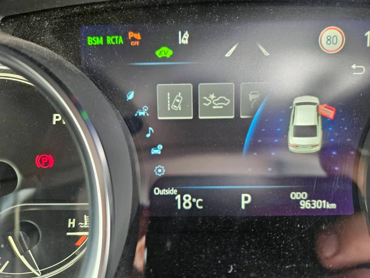 TOYOTA CAMRY 2.5 HYBRID - Image 6