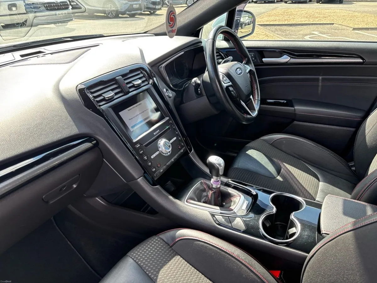 Ford Mondeo 2.0TDCi 150PS ST-Line + - Image 2