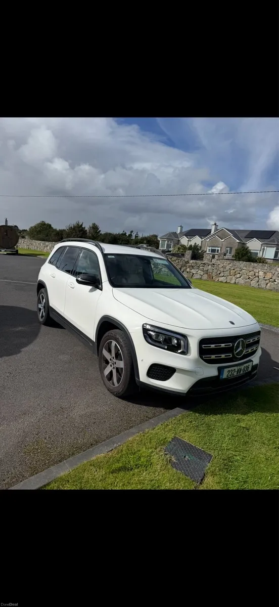 Car - Image 1