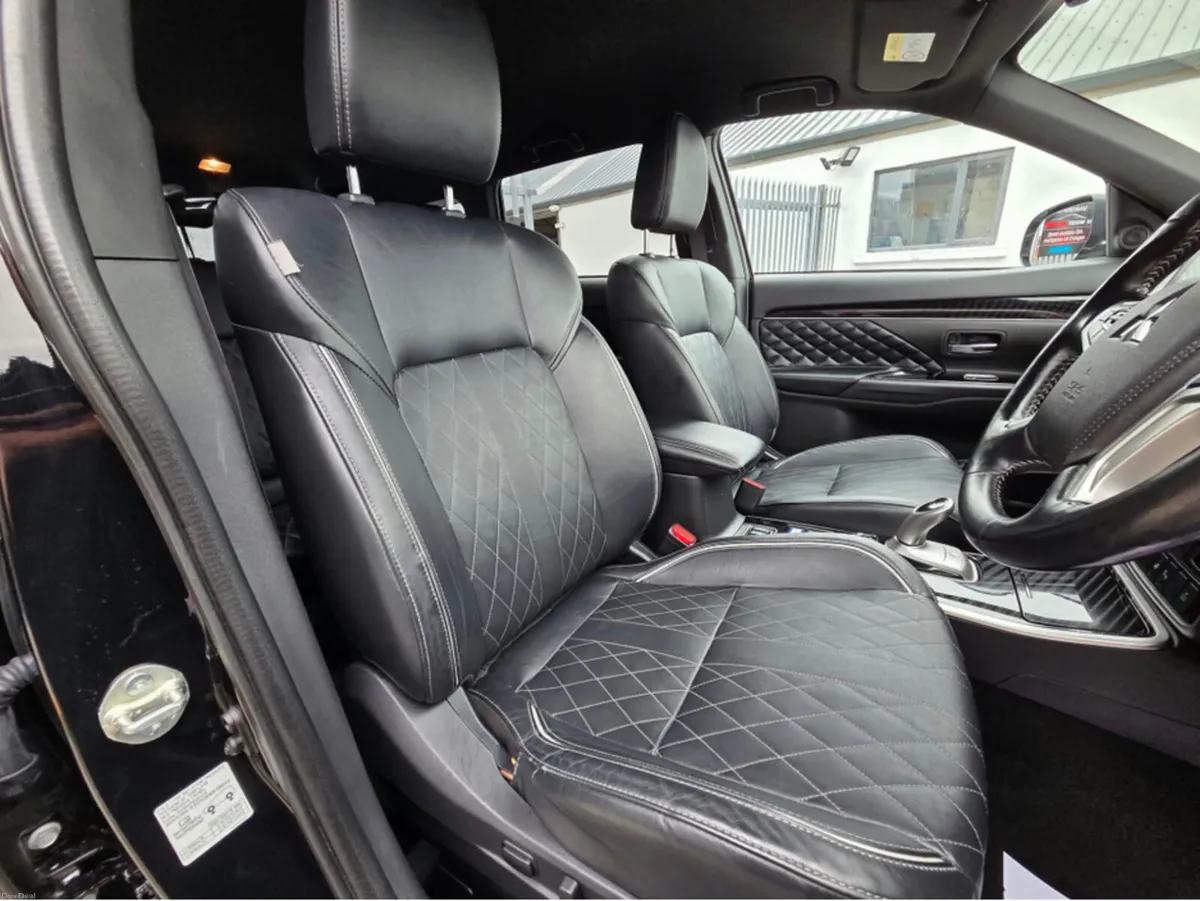 Mitsubishi Outlander 2.4 HYBRID OUTLANDER 221BHP N - Image 6