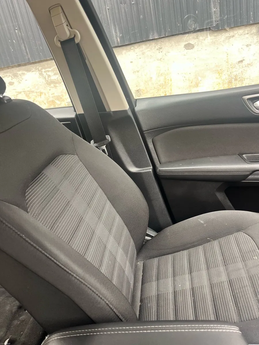 Ford Galaxy 2.0 TD - Image 6