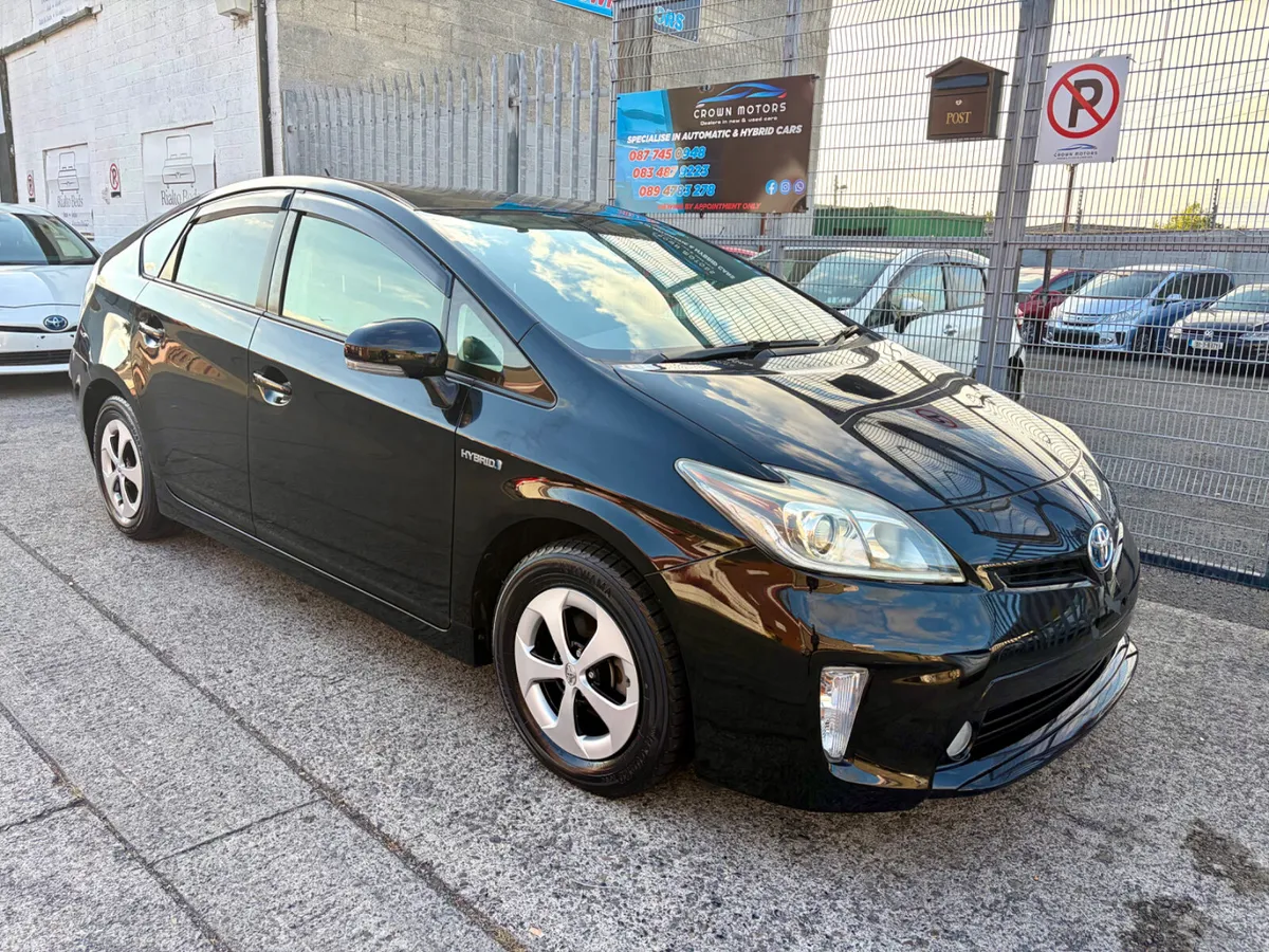 Toyota Prius hybrid 2015 - Image 5