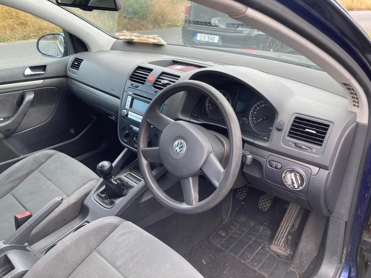 Volkswagen Golf 2005 - Image 4