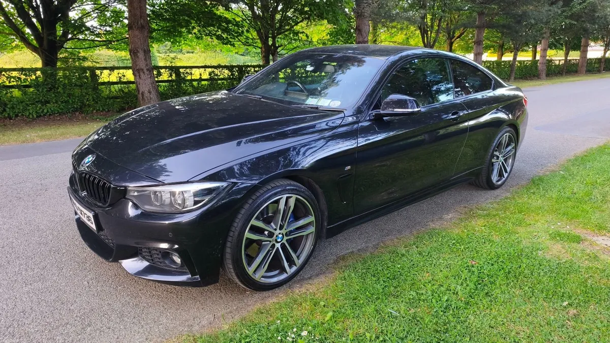 BMW 420i 2017 Coupe LCI, Black M Sport - Image 1