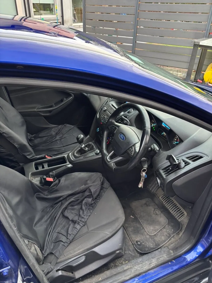 2016 Ford Focus - Image 5