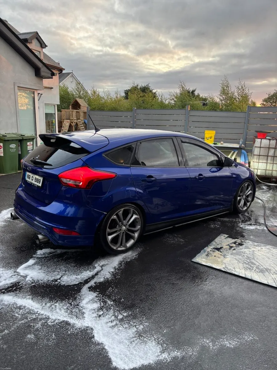 2016 Ford Focus - Image 2