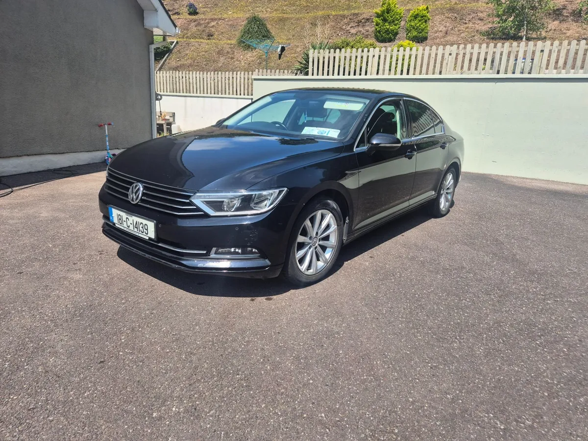 Volkswagen Passat 2018 - Image 5