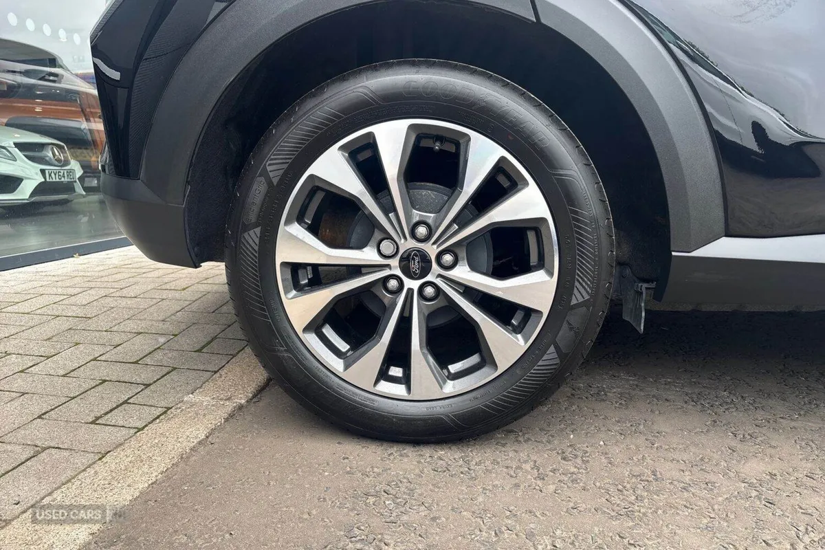 Ford Puma 1.0 MHEV Titanium 5dr Petrol Hybrid Manu - Image 6