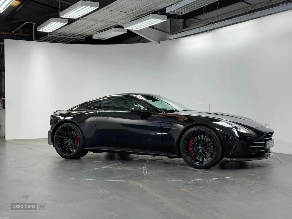 Aston Martin Vantage V8 2Dr Auto - Image 2