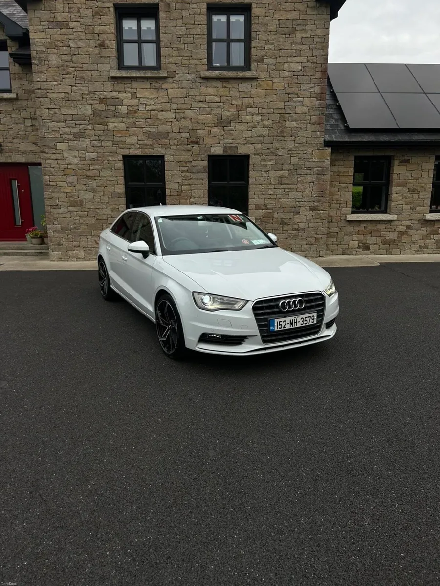 152 AUDI A3 SALOON 1.4TFSI AUTOMATIC - Image 2