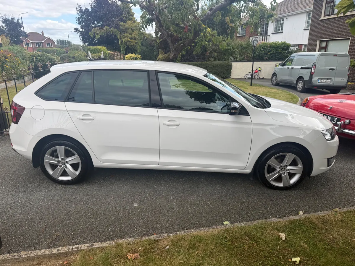 2017 Skoda Rapid 1.2 petrol, only 78k kilometers - Image 4