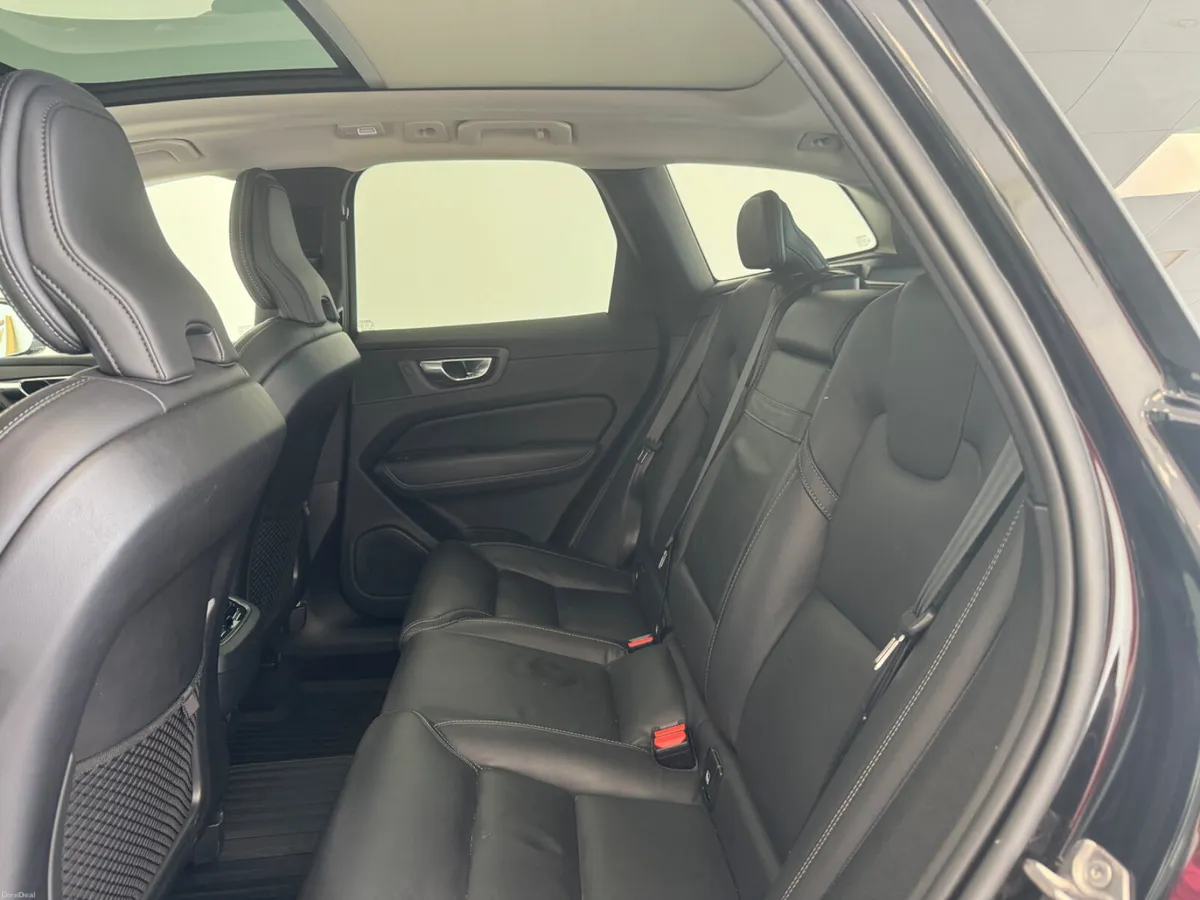 Volvo XC60 2021 - Image 6