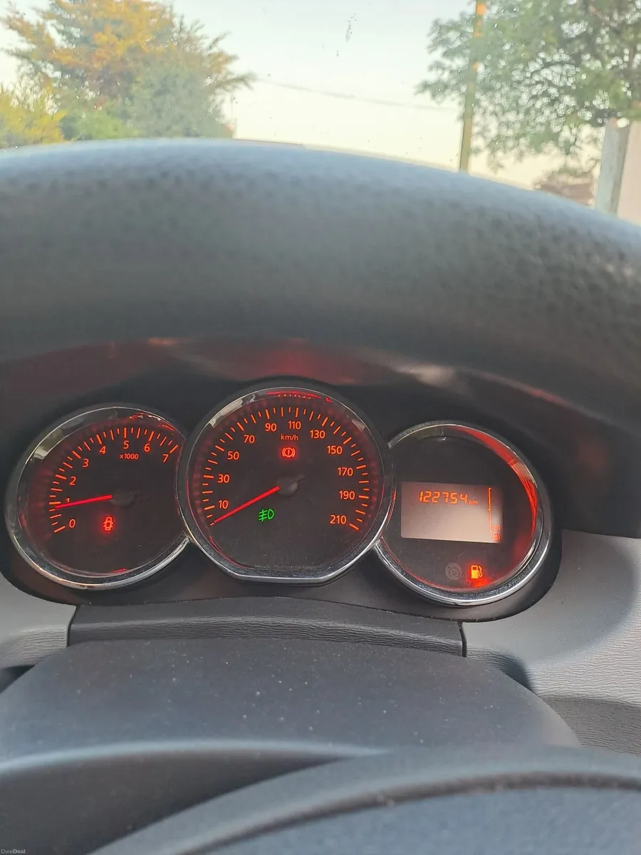 Dacia Duster 2015 - Image 4