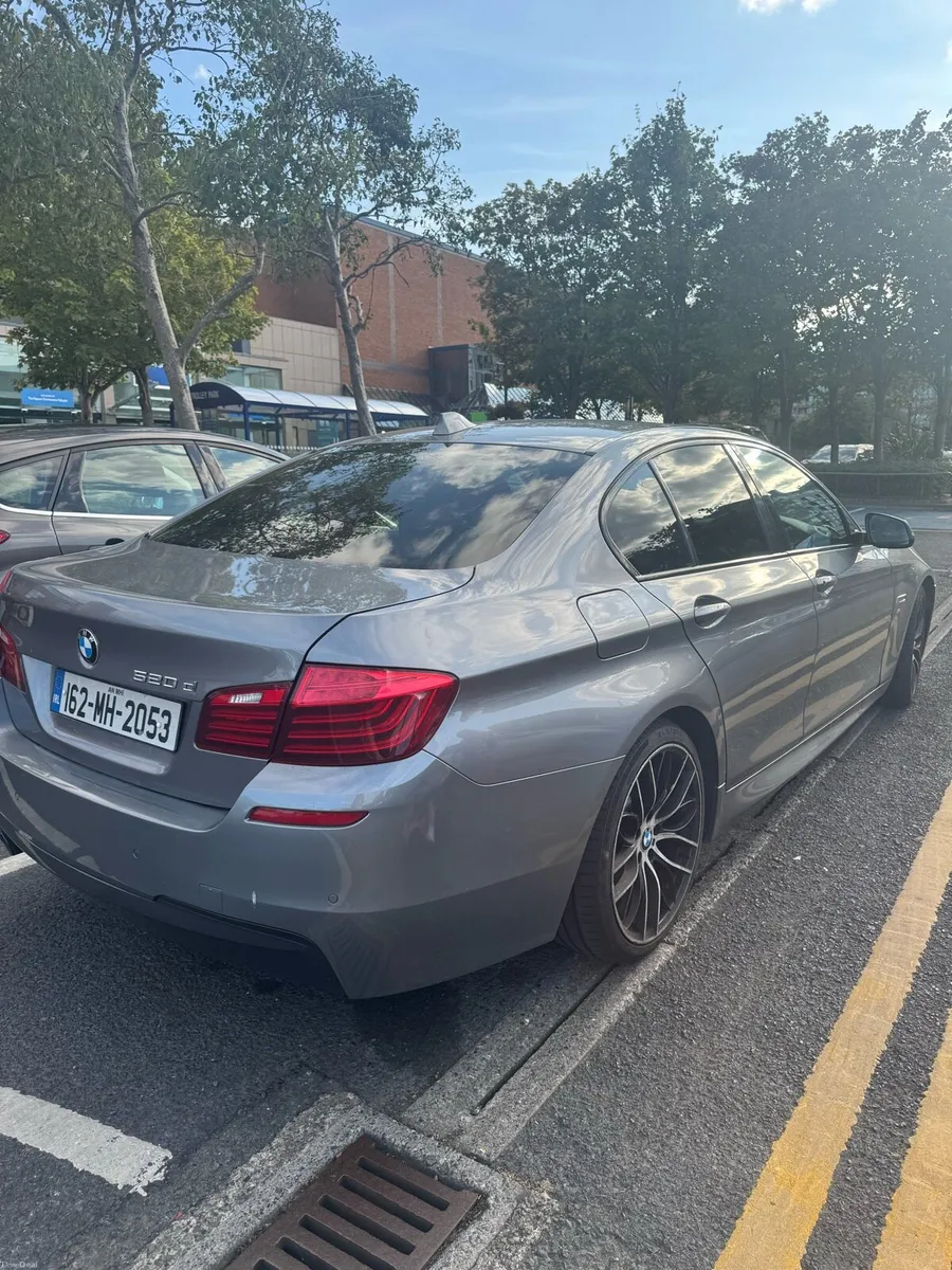 520 Msport automatic - Image 2