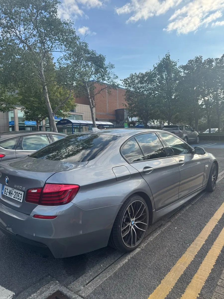 520 Msport automatic - Image 5