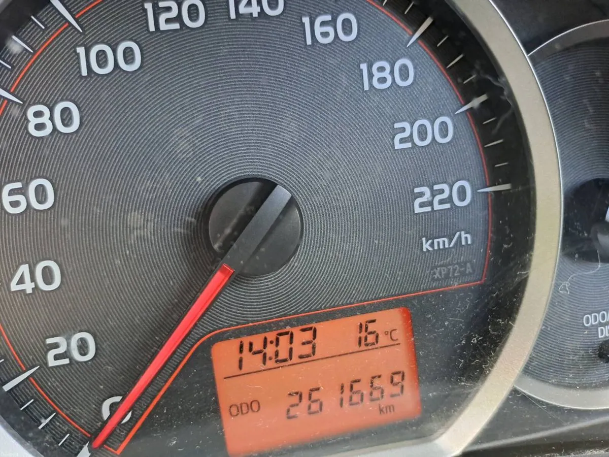 Toyota Yaris - Image 4