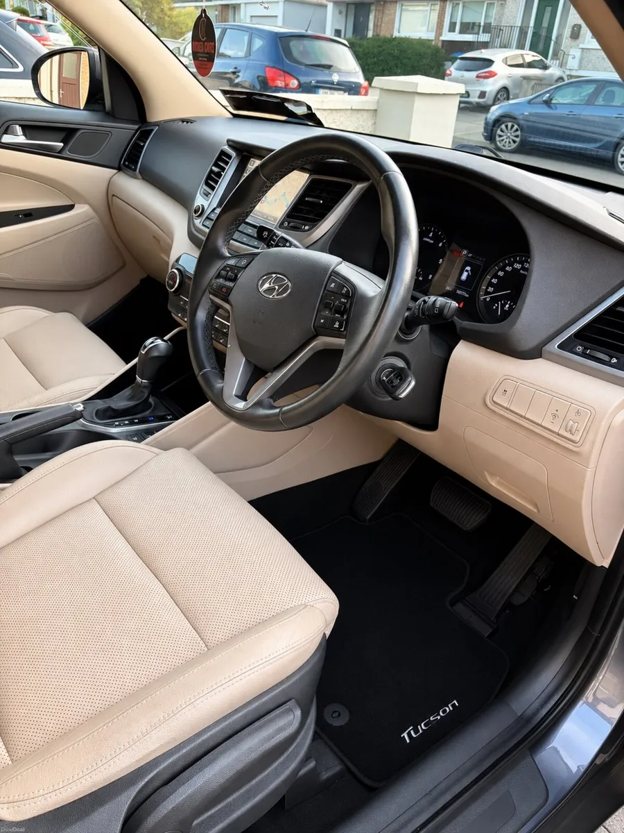 Tucson 2017 Executive | Automatic | 105,000km - Image 4