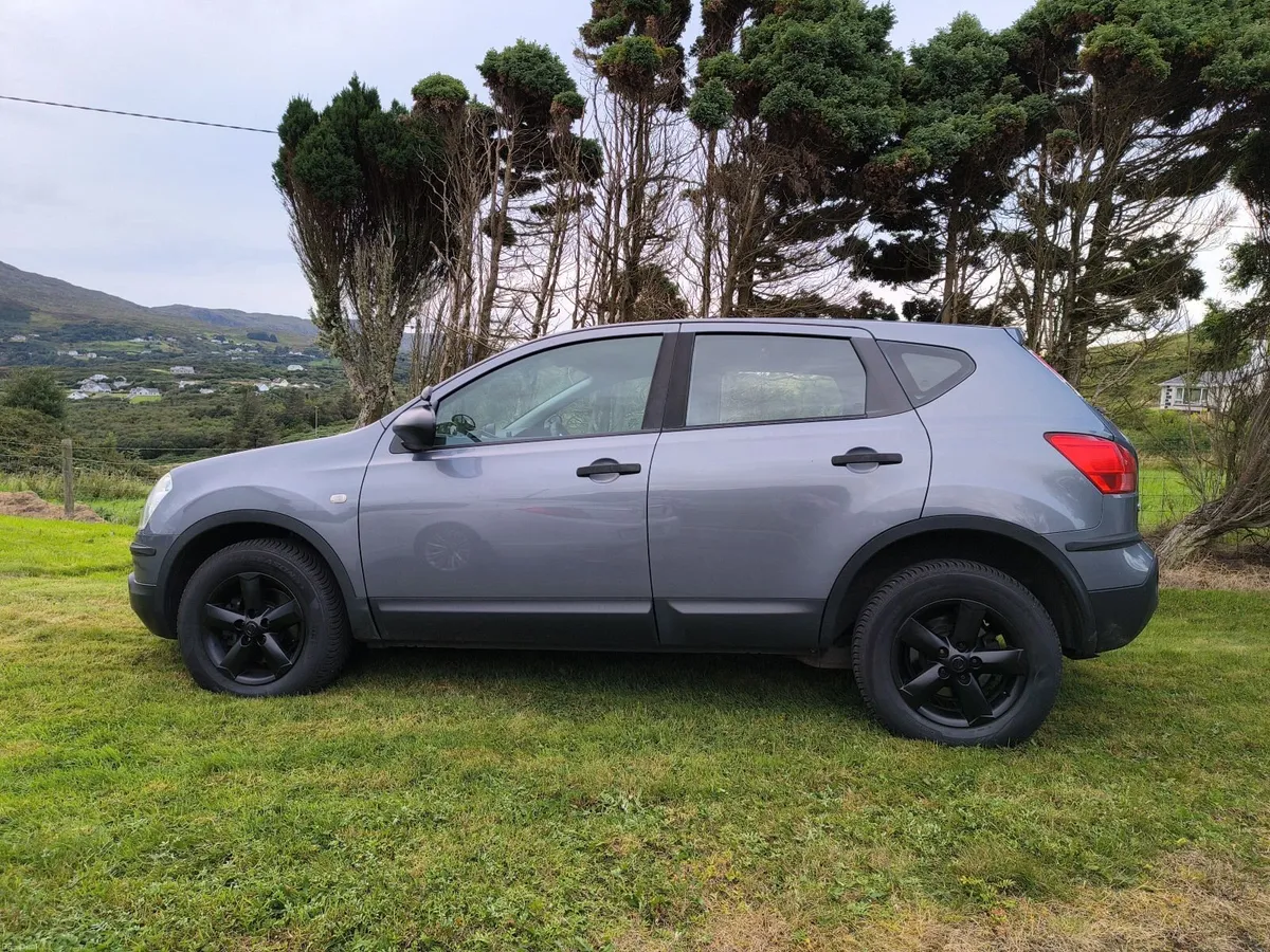 Nissan Qashqai 1.5 Super Well Looked After Low Kms - Image 2