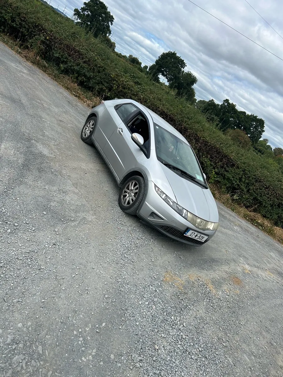 Honda civic - Image 1