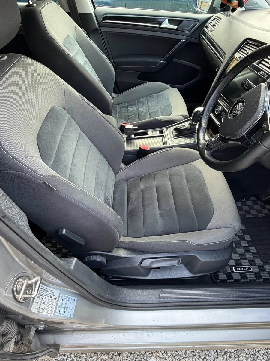 152 Volkswagen Golf MK7 1.4 petrol TSI - Image 2