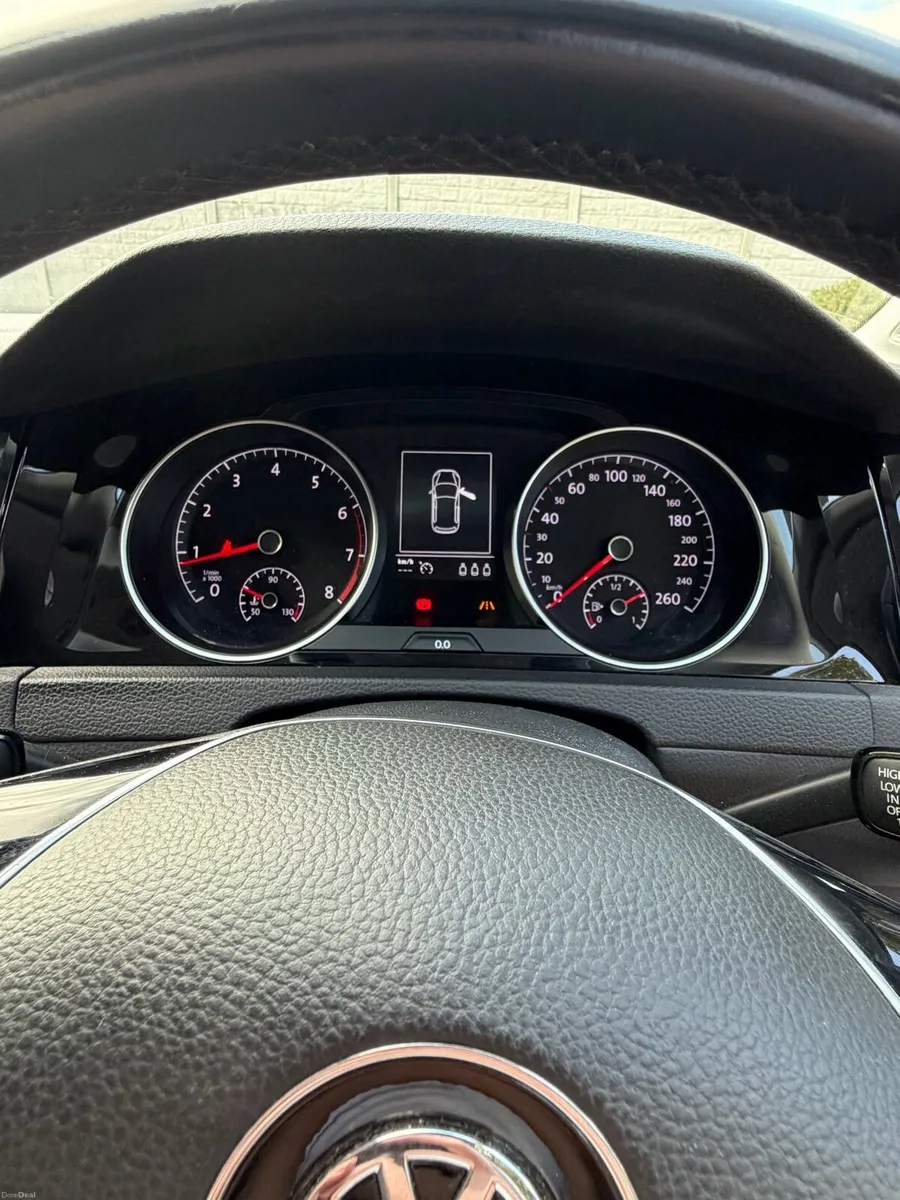 152 Volkswagen Golf MK7 1.4 petrol TSI - Image 3