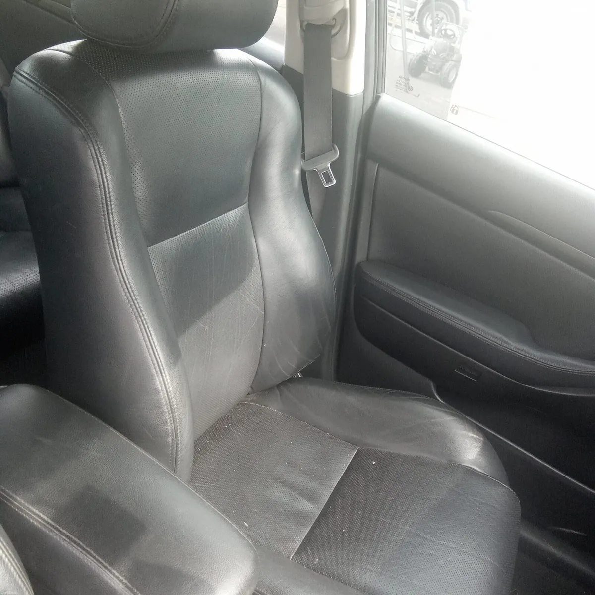 Toyota avensis read add - Image 2