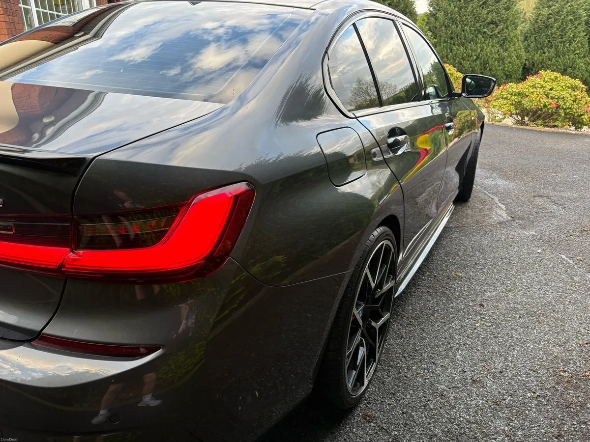 BMW 330e M Sport |LOW KM| |NEW TYRES| - Image 5