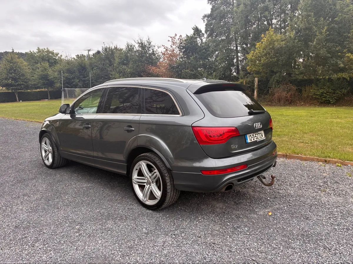 Audi Q7 2012 - Image 6