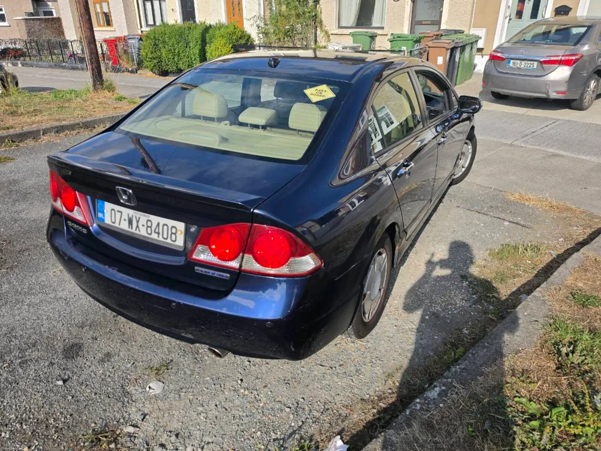 Honda civic 1.3 petrol hybrid - Image 3