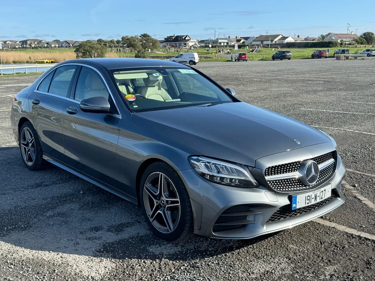 Car - Image 3
