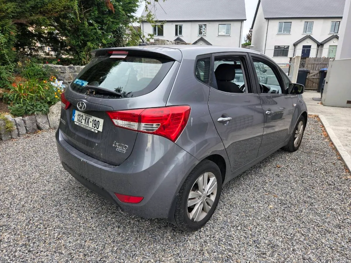 Hyundai IX20 - Image 2