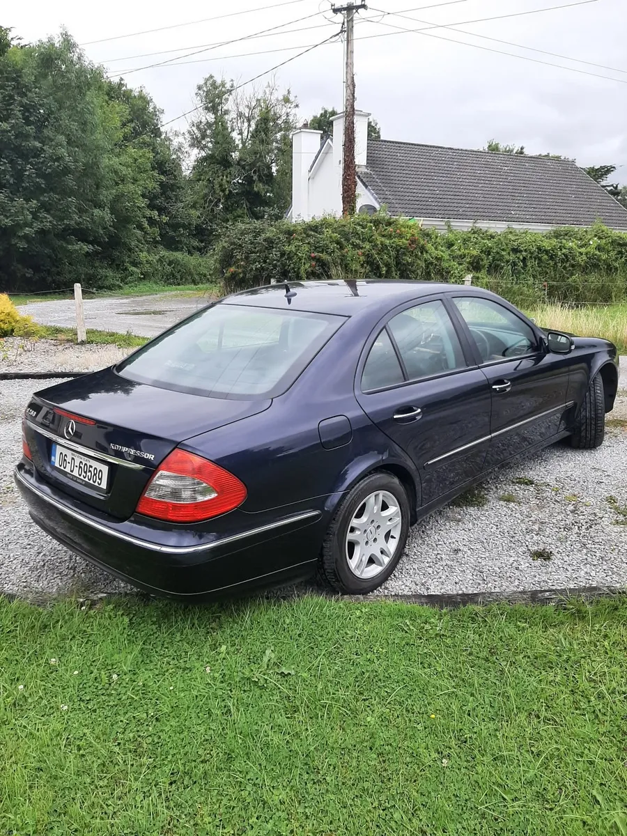 2006 Mercedes W211 E200 Kompressor Elegance - Image 3